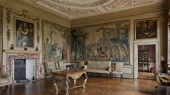 Comfy Kingston Central Garden House & Free Parking