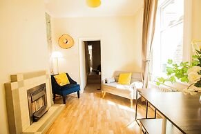 Comfy Kingston Central Garden House & Free Parking