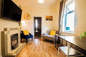 Comfy Kingston Central Garden House & Free Parking