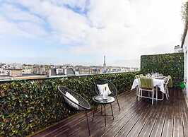 Apartment special location Tower Eiffel