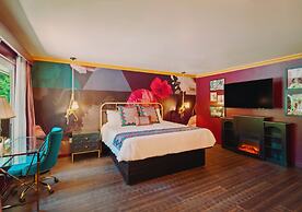 The Fainting Couch Boutique Hotel