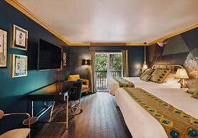 The Fainting Couch Boutique Hotel
