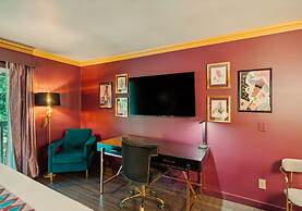 The Fainting Couch Boutique Hotel