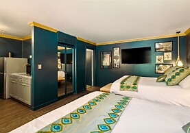 The Fainting Couch Boutique Hotel