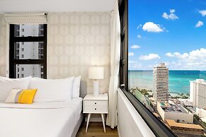 Premium Remodeled Condo with Ocean View and Parking