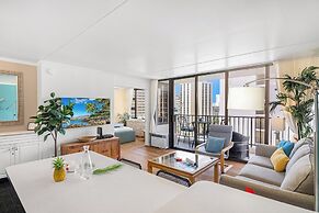 Premium Remodeled Condo with Ocean View and Parking