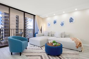 Premium Remodeled Condo with Ocean View and Parking