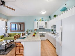 Premium Remodeled Condo with Ocean View and Parking