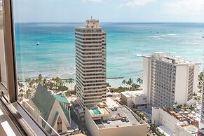 Premium Remodeled Condo with Ocean View and Parking