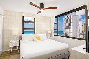 Premium Remodeled Condo with Ocean View and Parking