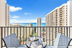Premium Remodeled Condo with Ocean View and Parking