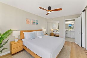 Premium Remodeled Condo with Ocean View and Parking