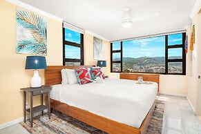 Premium Remodeled Condo with Ocean View and Parking