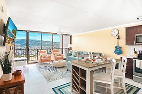Premium Remodeled Condo with Ocean View and Parking