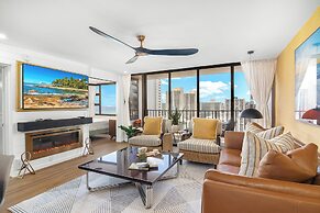 Premium Remodeled Condo with Ocean View and Parking