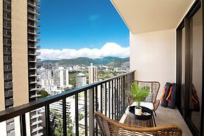 Premium Remodeled Condo with Ocean View and Parking