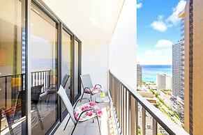 Premium Remodeled Condo with Ocean View and Parking