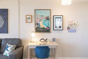 Premium Remodeled Condo with Ocean View and Parking