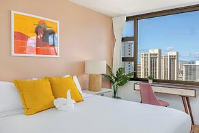 Premium Remodeled Condo with Ocean View and Parking