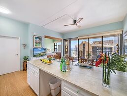 Premium Remodeled Condo with Ocean View and Parking