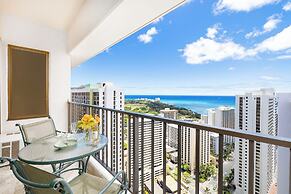Premium Remodeled Condo with Ocean View and Parking