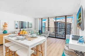 Premium Remodeled Condo with Ocean View and Parking