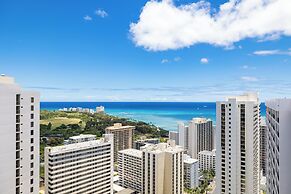 Premium Remodeled Condo with Ocean View and Parking