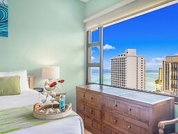 Premium Remodeled Condo with Ocean View and Parking