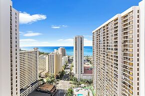 Premium Remodeled Condo with Ocean View and Parking