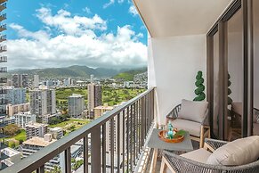 Premium Remodeled Condo with Ocean View and Parking