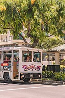 Premium Remodeled Condo with Ocean View and Parking