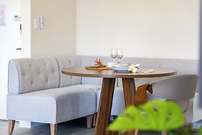 Premium Remodeled Condo with Ocean View and Parking