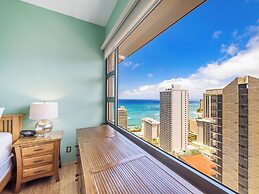 Premium Remodeled Condo with Ocean View and Parking