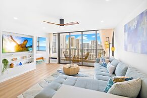Premium Remodeled Condo with Ocean View and Parking