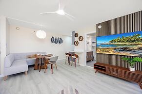 Premium Remodeled Condo with Ocean View and Parking