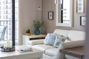 Premium Remodeled Condo with Ocean View and Parking