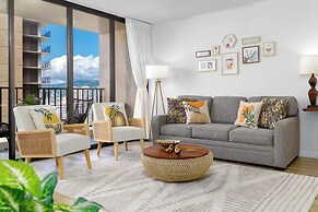 Premium Remodeled Condo with Ocean View and Parking