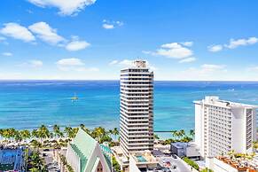 Premium Remodeled Condo with Ocean View and Parking