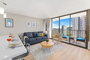 Premium Remodeled Condo with Ocean View and Parking