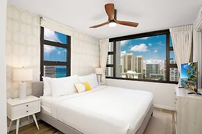 Premium Remodeled Condo with Ocean View and Parking