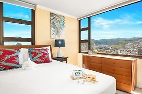 Premium Remodeled Condo with Ocean View and Parking