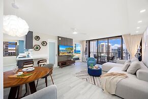 Premium Remodeled Condo with Ocean View and Parking