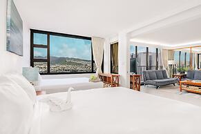 Mountain View Condo with 2 Double Beds and Parking