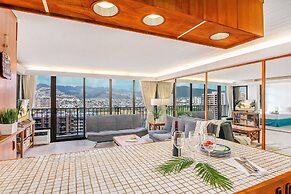 Mountain View Condo with 2 Double Beds and Parking