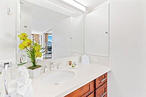 Mountain View Condo with 2 Double Beds and Parking