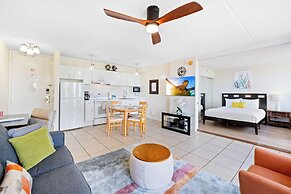 Mountain View Condo with 2 Double Beds and Parking