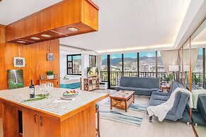 Mountain View Condo with 2 Double Beds and Parking