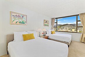 Mountain View Condo with 2 Double Beds and Parking