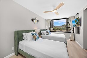 Mountain View Condo with 2 Double Beds and Parking