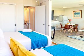 Mountain View Condo with 2 Double Beds and Parking